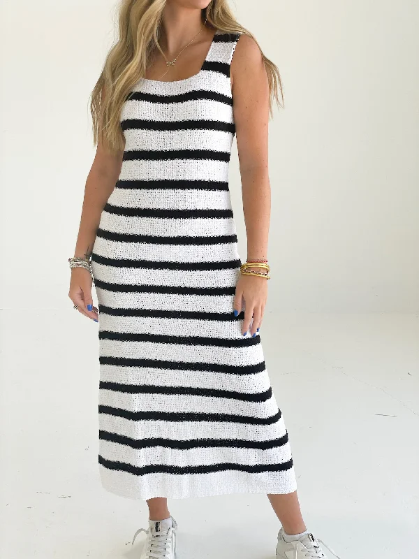 Crossing Borders Midi Dress - Ivory/Blk