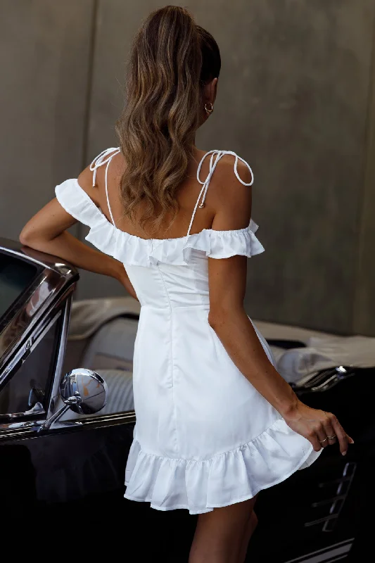 Ode To Love Sweetheart Neckline Tied Shoulder Frill Mini Dress White